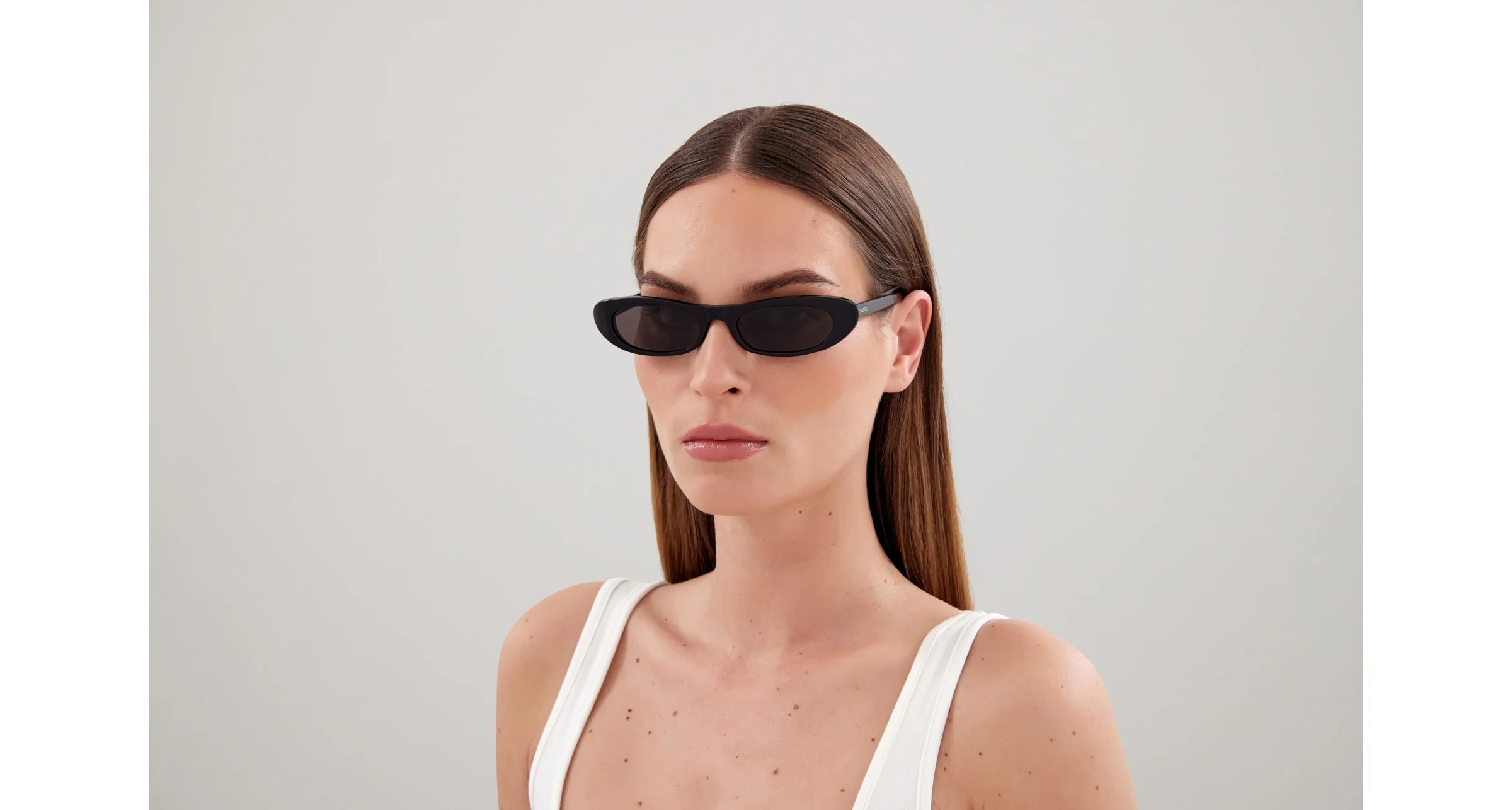 230-saint-laurent-sl-557-shade-5.webp Saint Laurent SL 557 SHADE